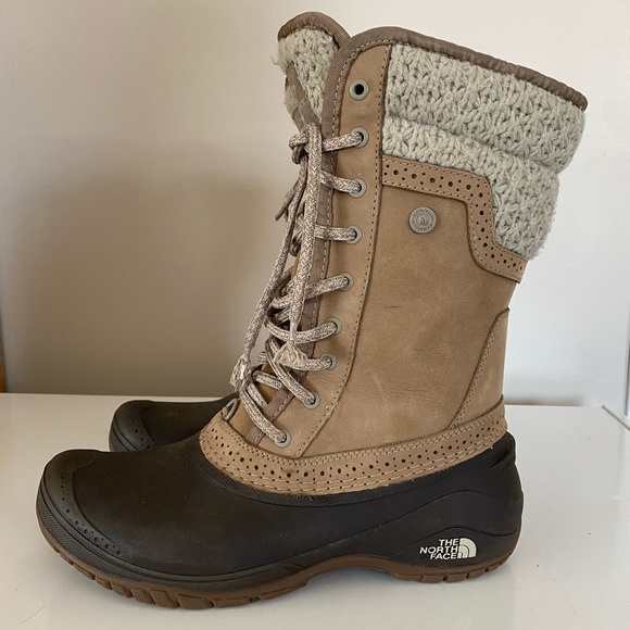 The North Face Women's Shellista II Mid 200g Waterproof Winter Boots - Picture 1 of 6